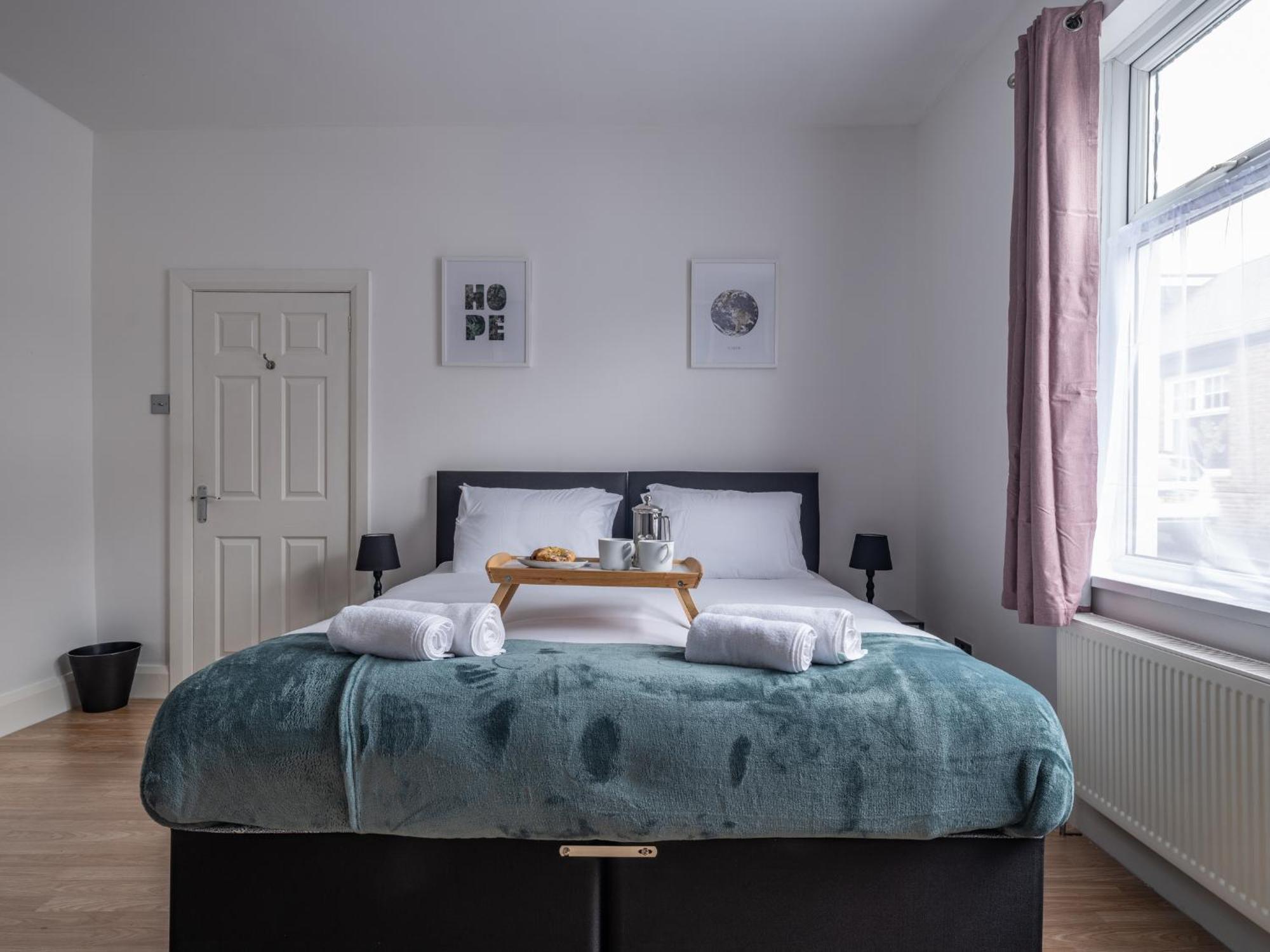 Helix House-2bed Free Parking & Wifi Nr Hospital & Stadium Of Light *