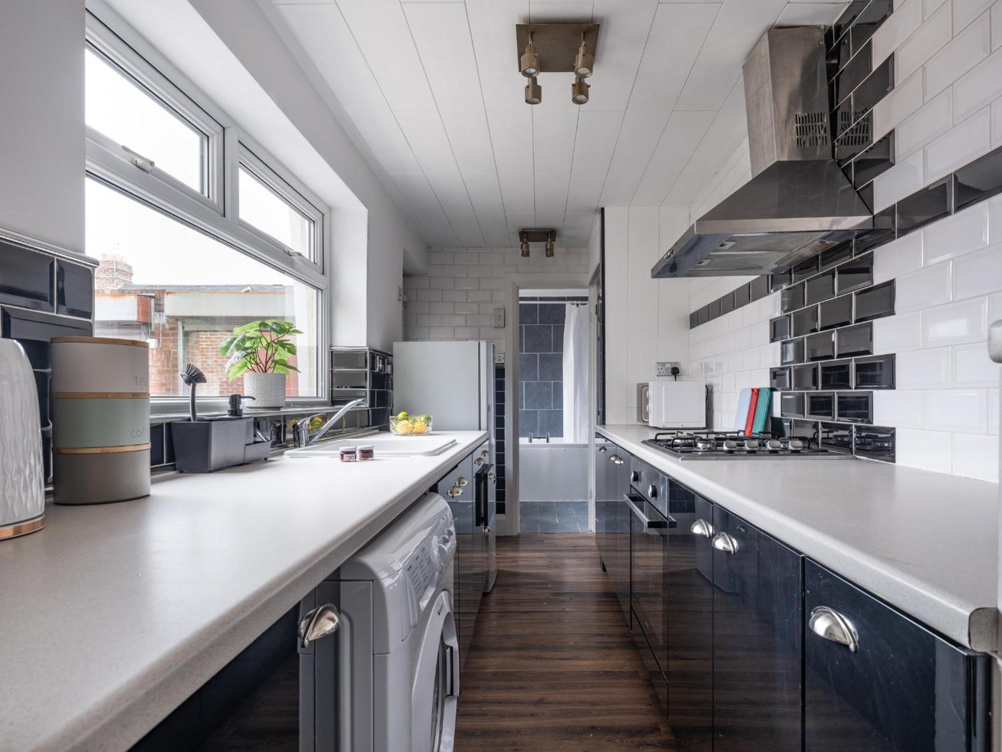 Helix House-2bed Free Parking & Wifi Nr Hospital & Stadium Of Light Apartment *