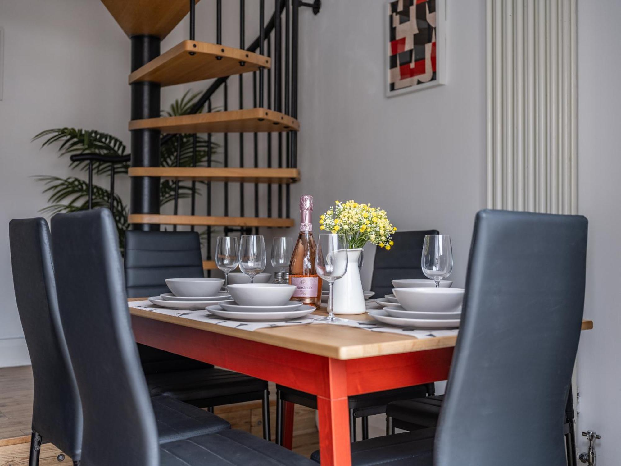 Apartment Helix House-2bed Free Parking & Wifi Nr Hospital & Stadium Of Light *